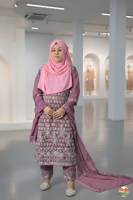 মনোরমা - এক্সক্লুসিভ ল্যাভেন্ডার এমব্রয়ডারি থ্রি-পিস কালেকশন